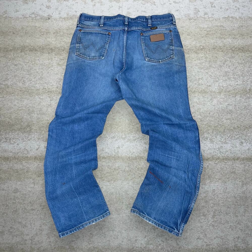 Vintage 90s Wrangler Jeans 36x30 Straight Fit Medium Wash Work Wear Distressed